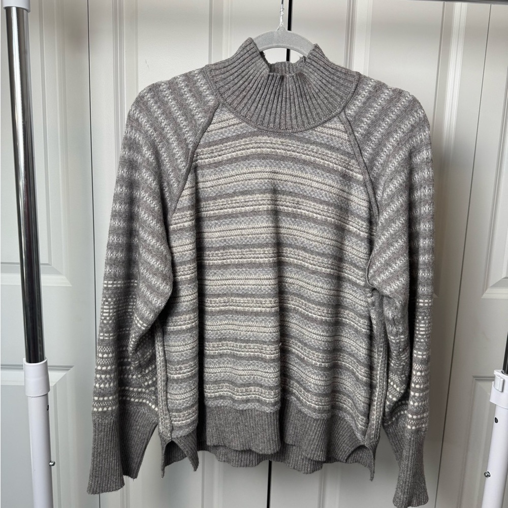 Cyrus sweater